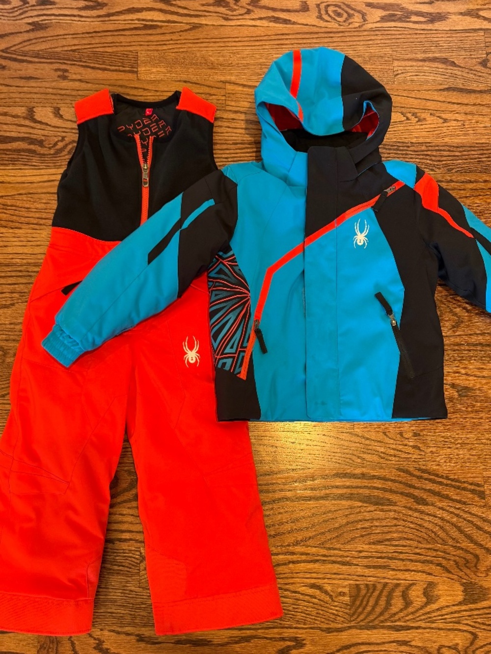 Spyder ski set